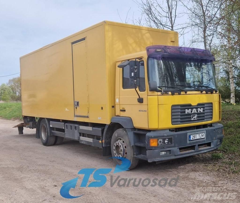 MAN ME 18.250 4x2 BL 厢式货车
