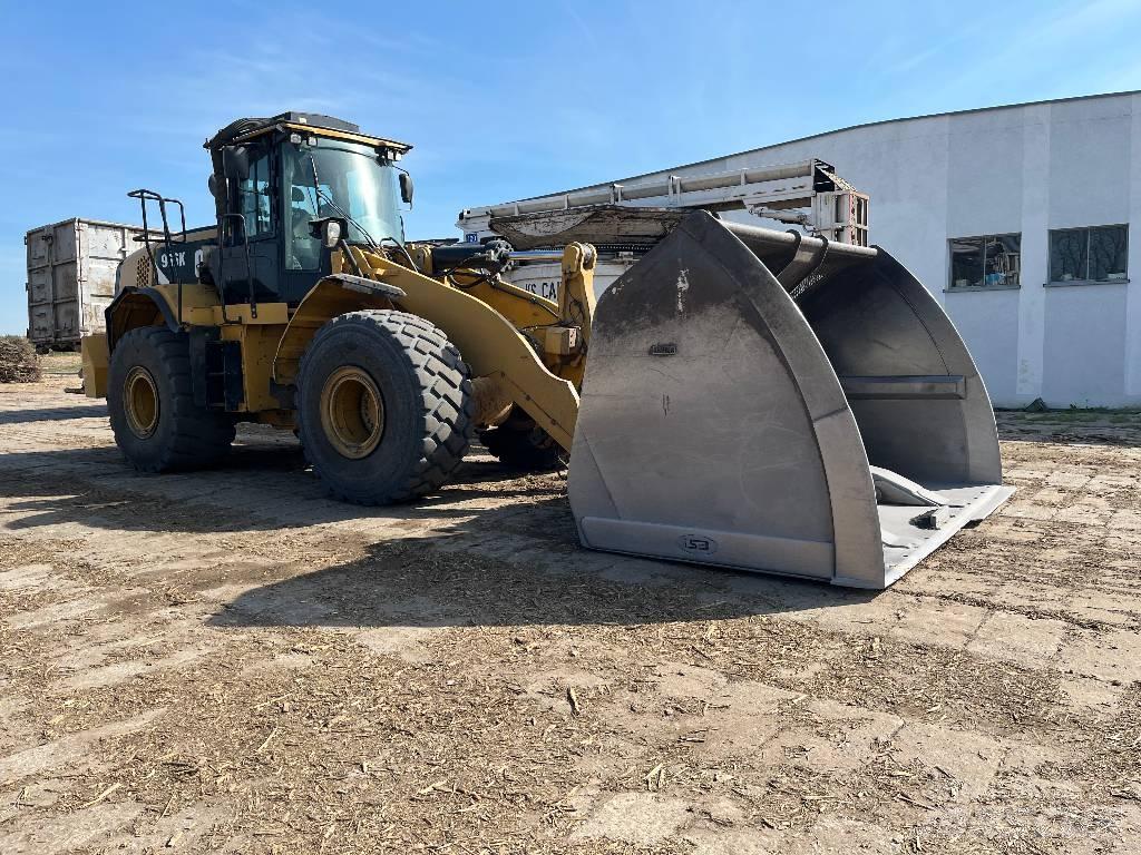 CAT 966K 轮式装载机