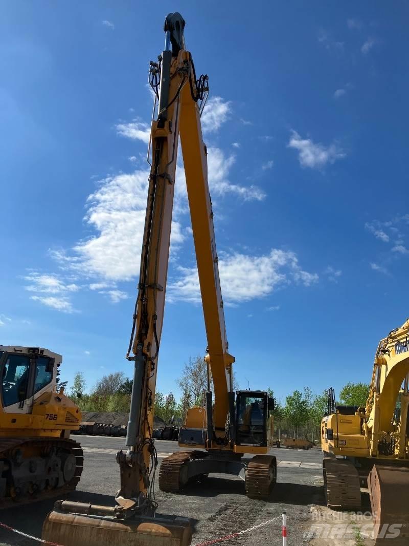 Liebherr R936 履带挖掘机