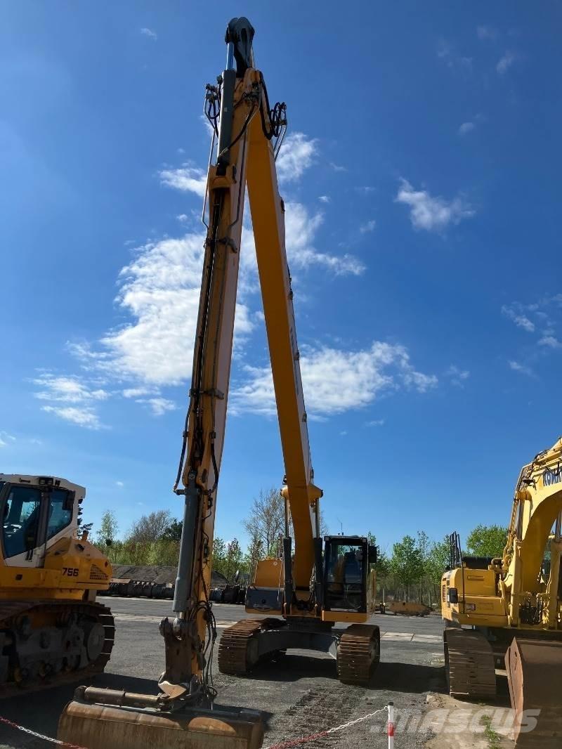 Liebherr R936 履带挖掘机