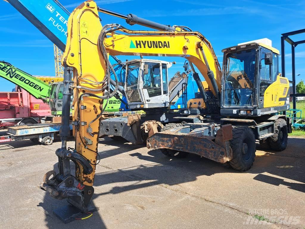 Hyundai HW140 轮式挖掘机