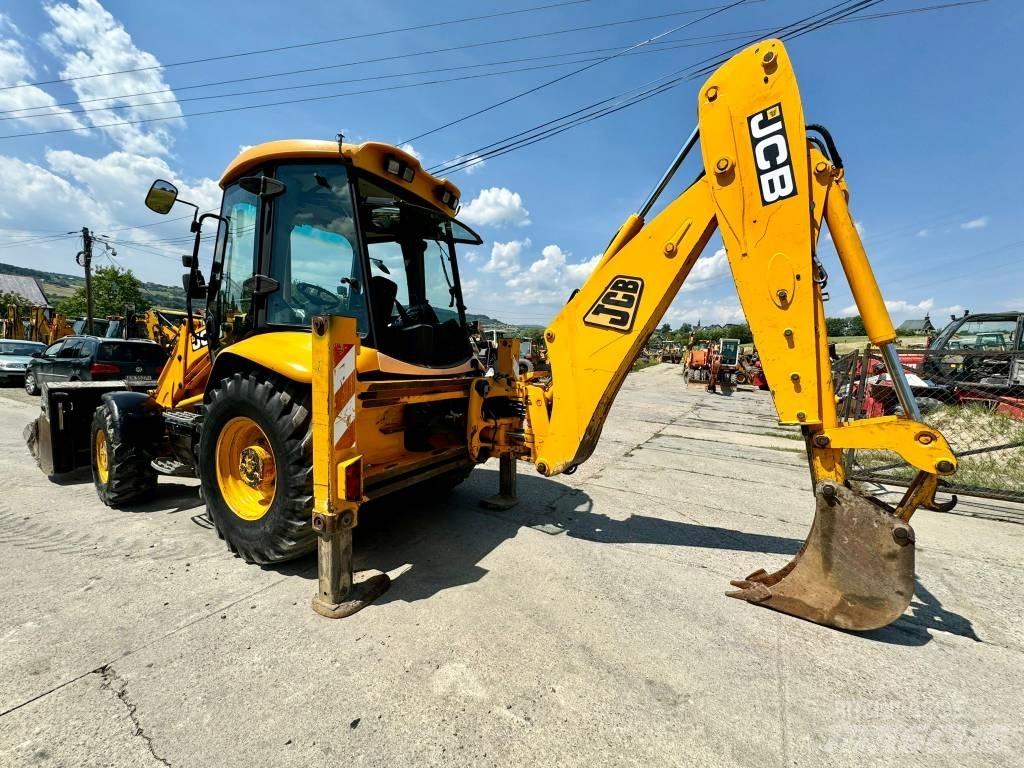 JCB 3CX 反铲装载机