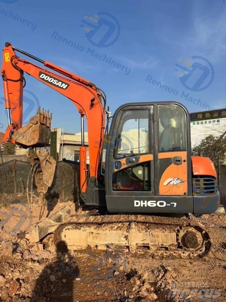 Doosan DH 60 履带挖掘机