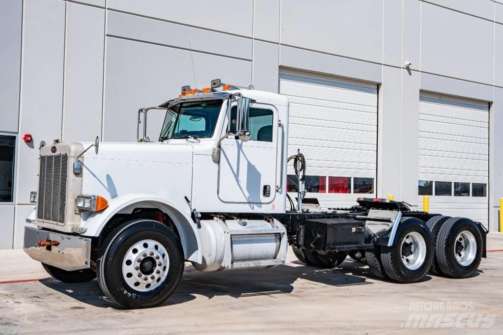 Peterbilt 379 牵引车