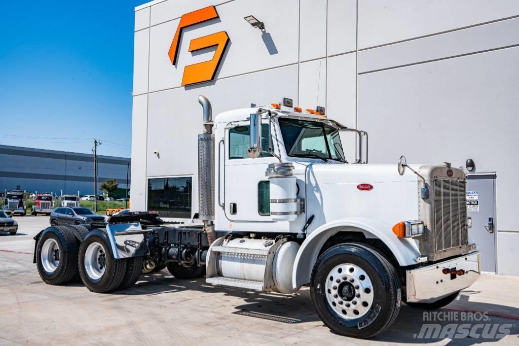 Peterbilt 379 牵引车