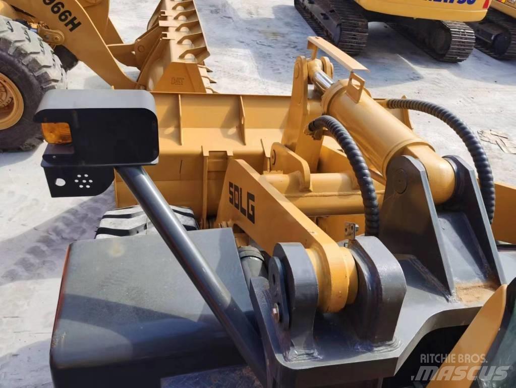 SDLG 956L 轮式装载机