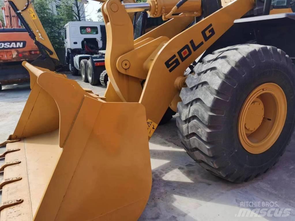 SDLG 956L 轮式装载机