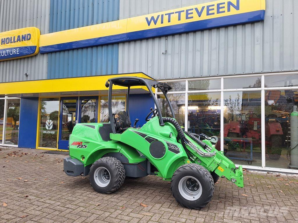 Avant 735 TDL 特种挖掘机