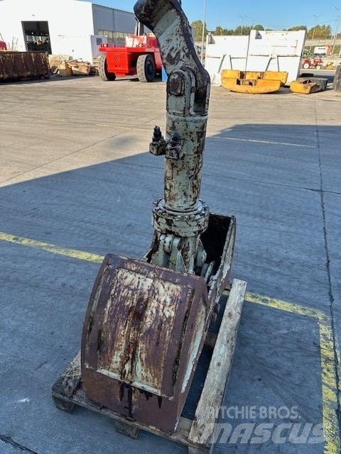 Atlas 580 kg 抓斗