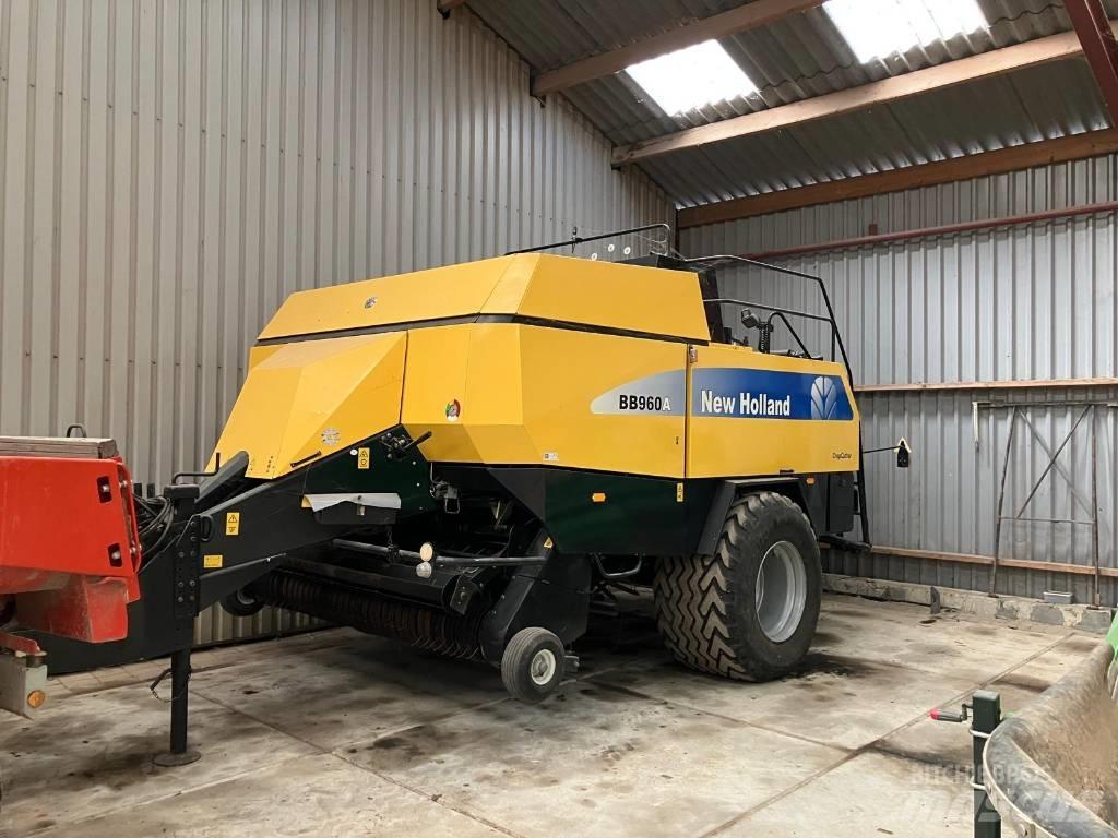 New Holland BB960A 方捆打捆机