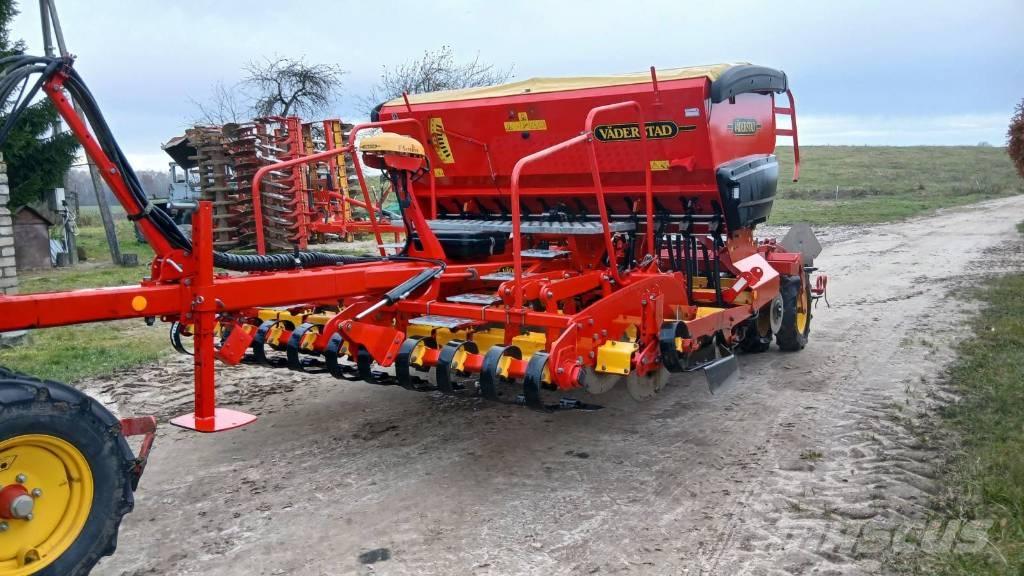 Väderstad Rapid300C 条播机