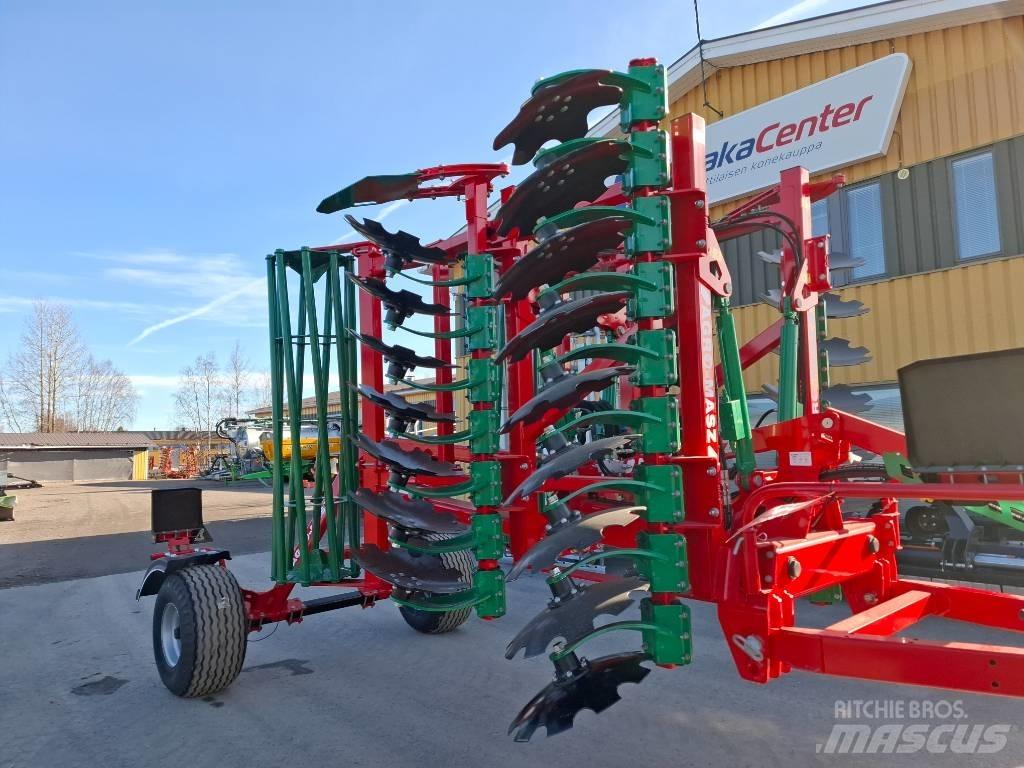 Agro-Masz BT40H 圆盘耙