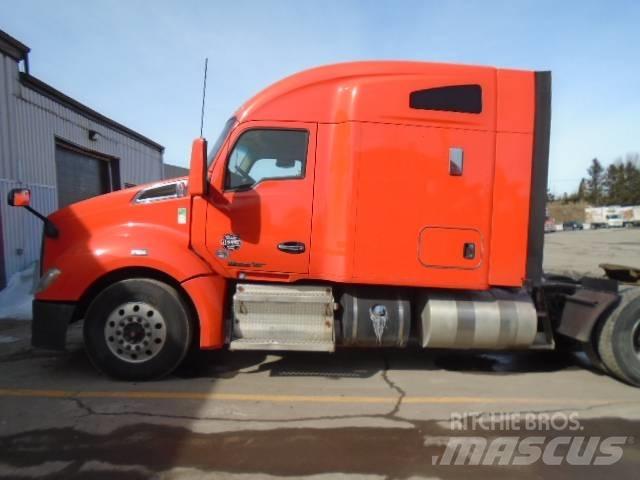 Kenworth T 680 牵引车