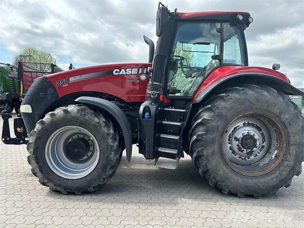 Case IH IH CVX 310 拖拉机/农用车