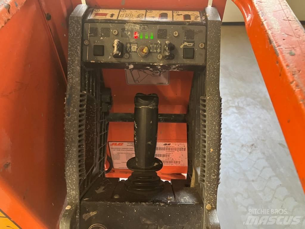 JLG 1230 ES 客货电梯