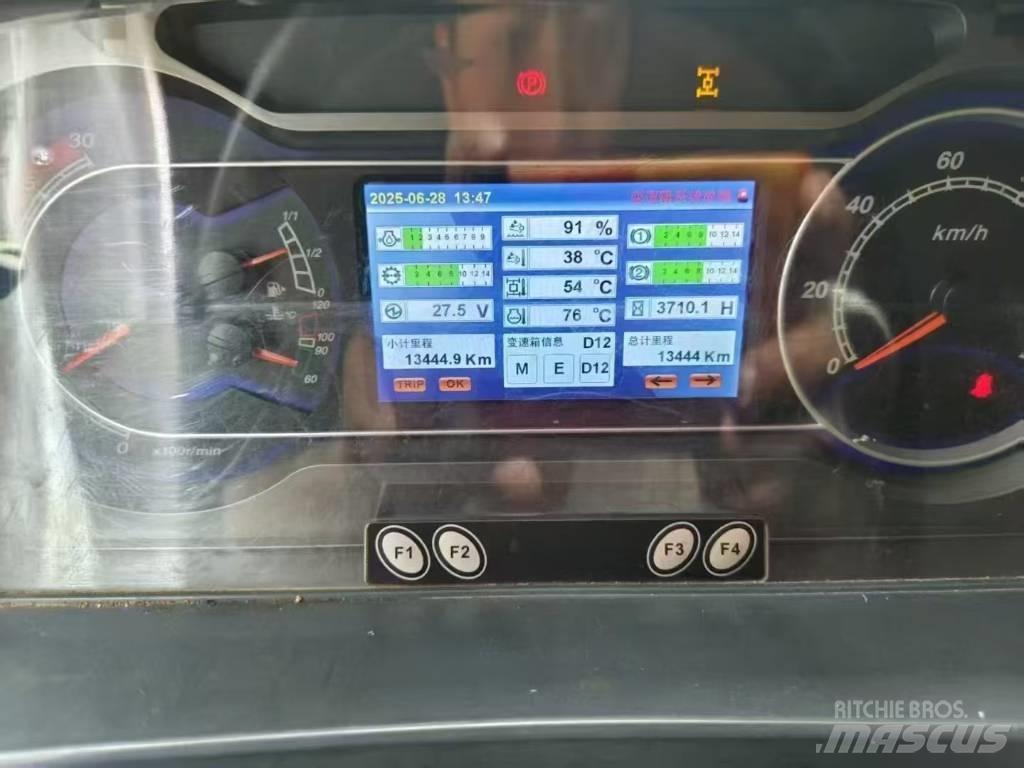 Sany SAC2600C8 全地面起重机︳移动式起重机