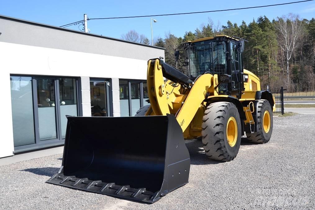 CAT 938 M 轮式装载机