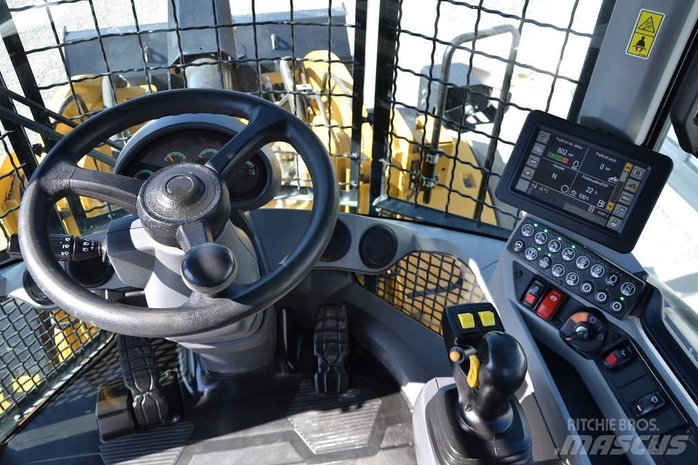 CAT 938 M 轮式装载机
