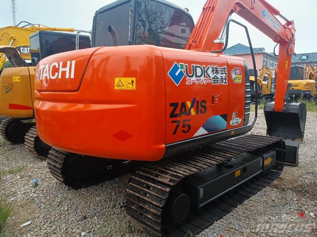 Hitachi ZX 70 小型挖掘机