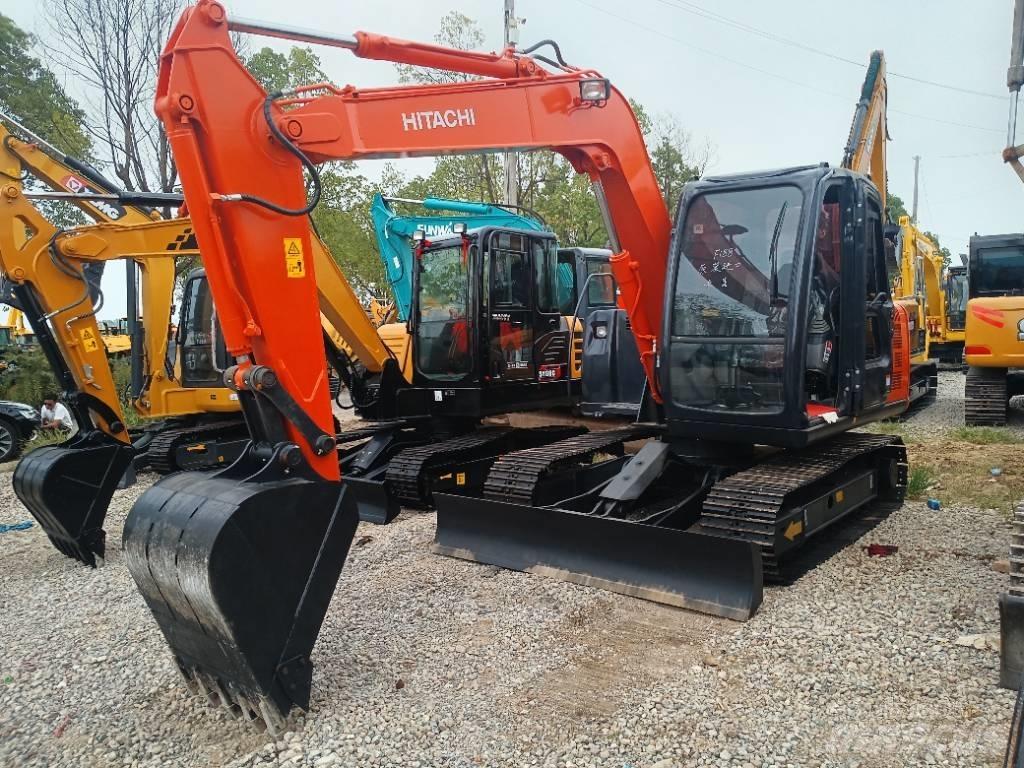Hitachi ZX 70 小型挖掘机