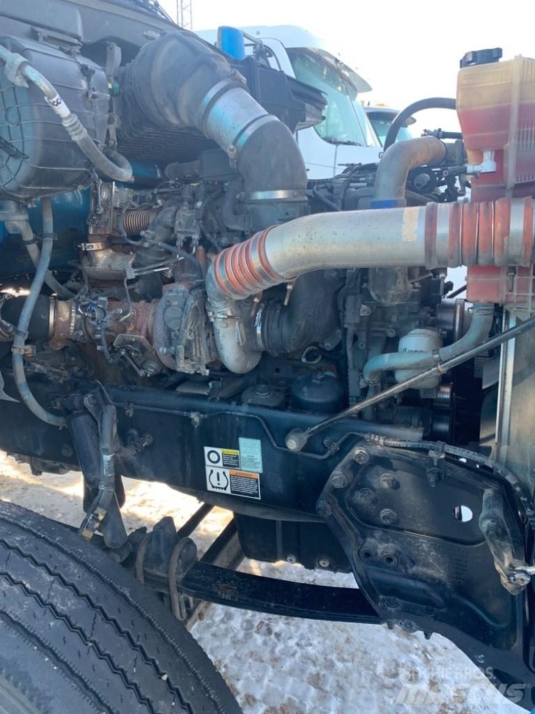 Kenworth T-880 牵引车