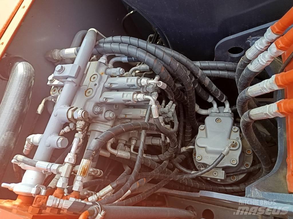 Hitachi ZX 70 履带挖掘机