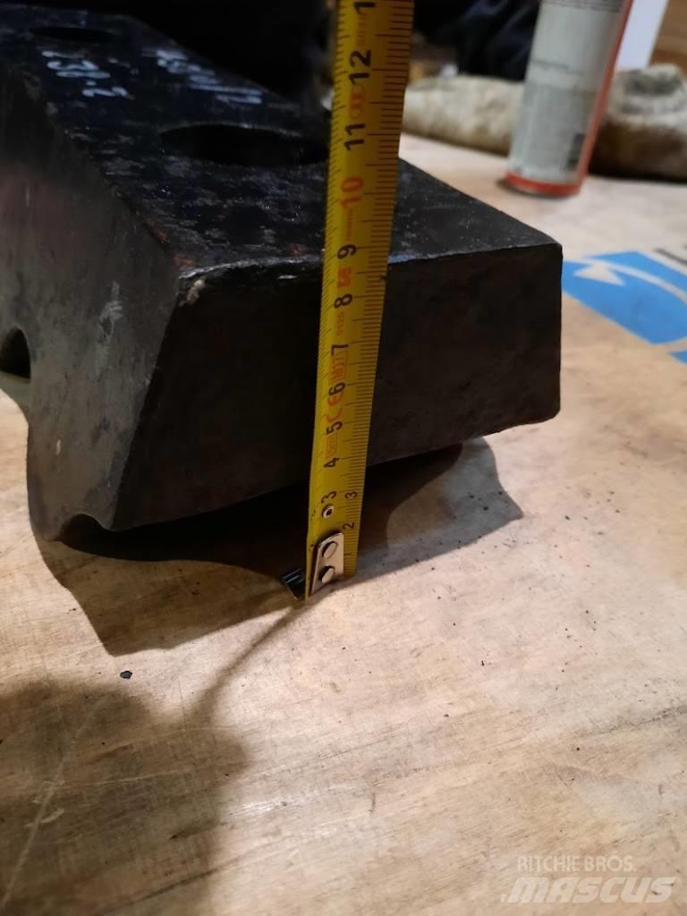 Pegson 800x550 破碎钳