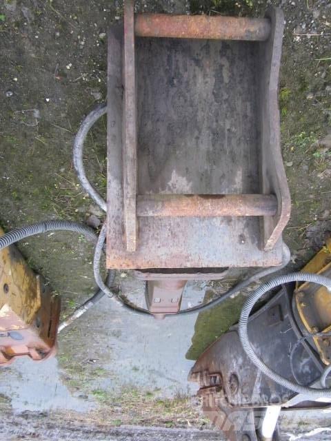 Atlas Copco SB 702 破碎锤