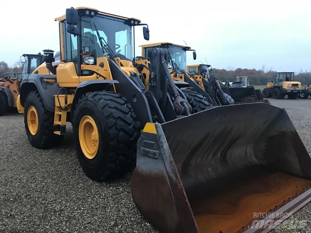 Volvo L120H 轮式装载机