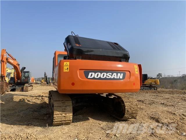 Doosan DH300 履带挖掘机