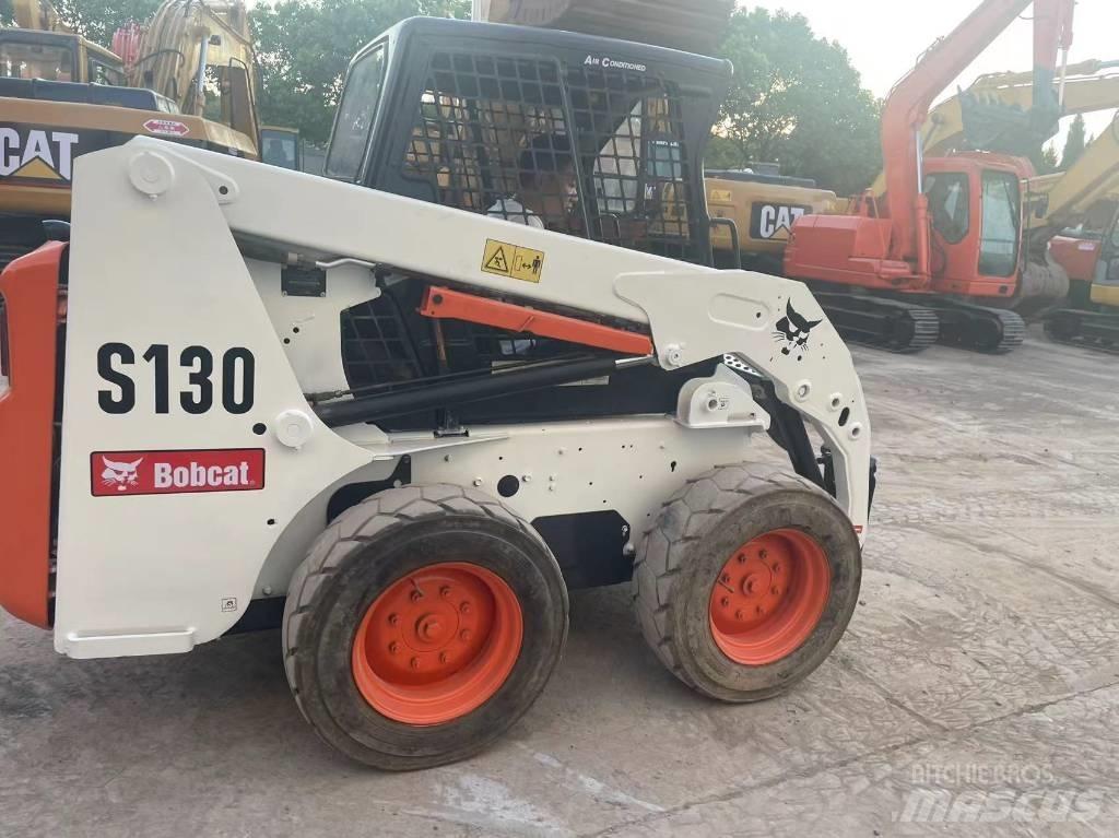 Bobcat S 130 滑移装载机