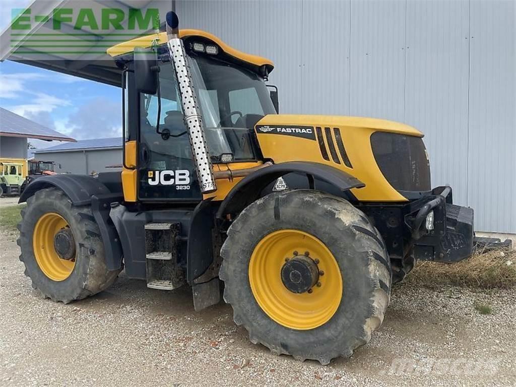 JCB fastrac 3230 拖拉机/农用车