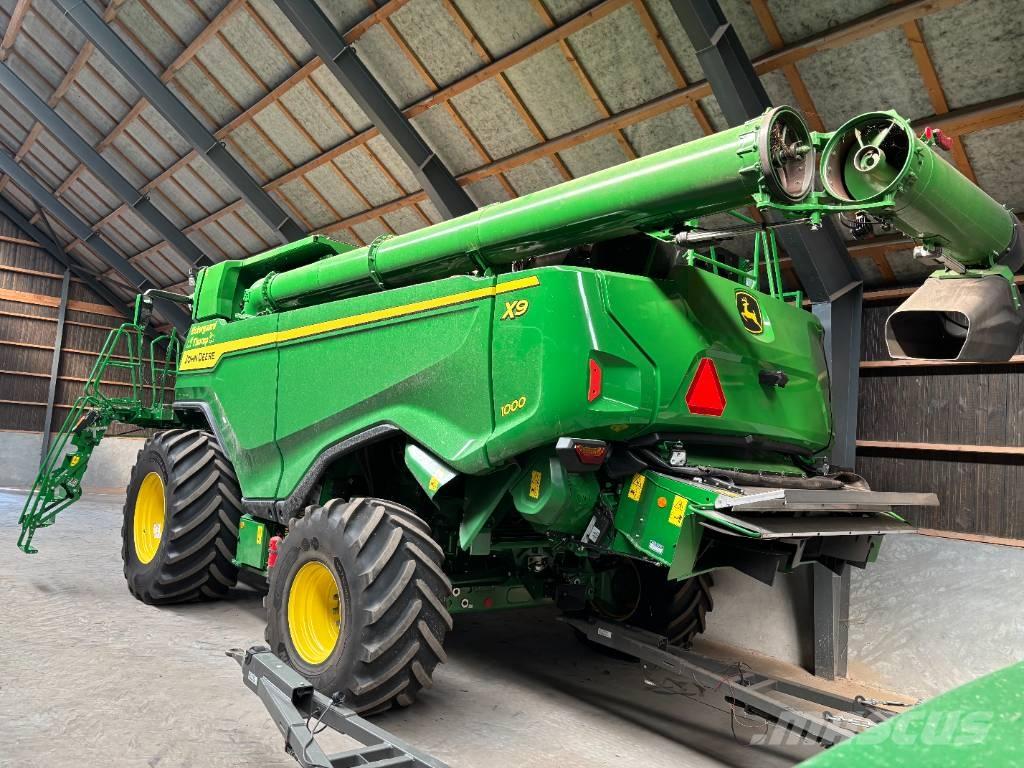 John Deere X9 1000 联合收割机