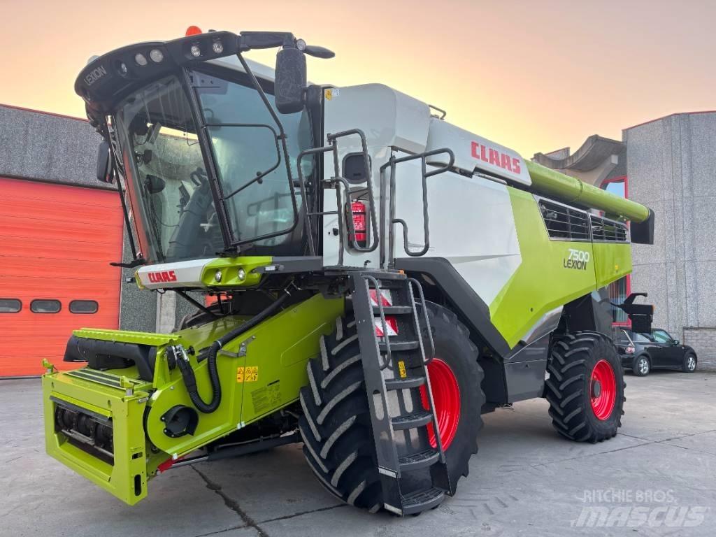 CLAAS Lexion 7500 联合收割机