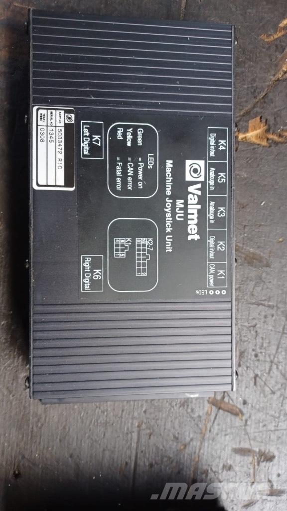Valmet 911.1 收割机
