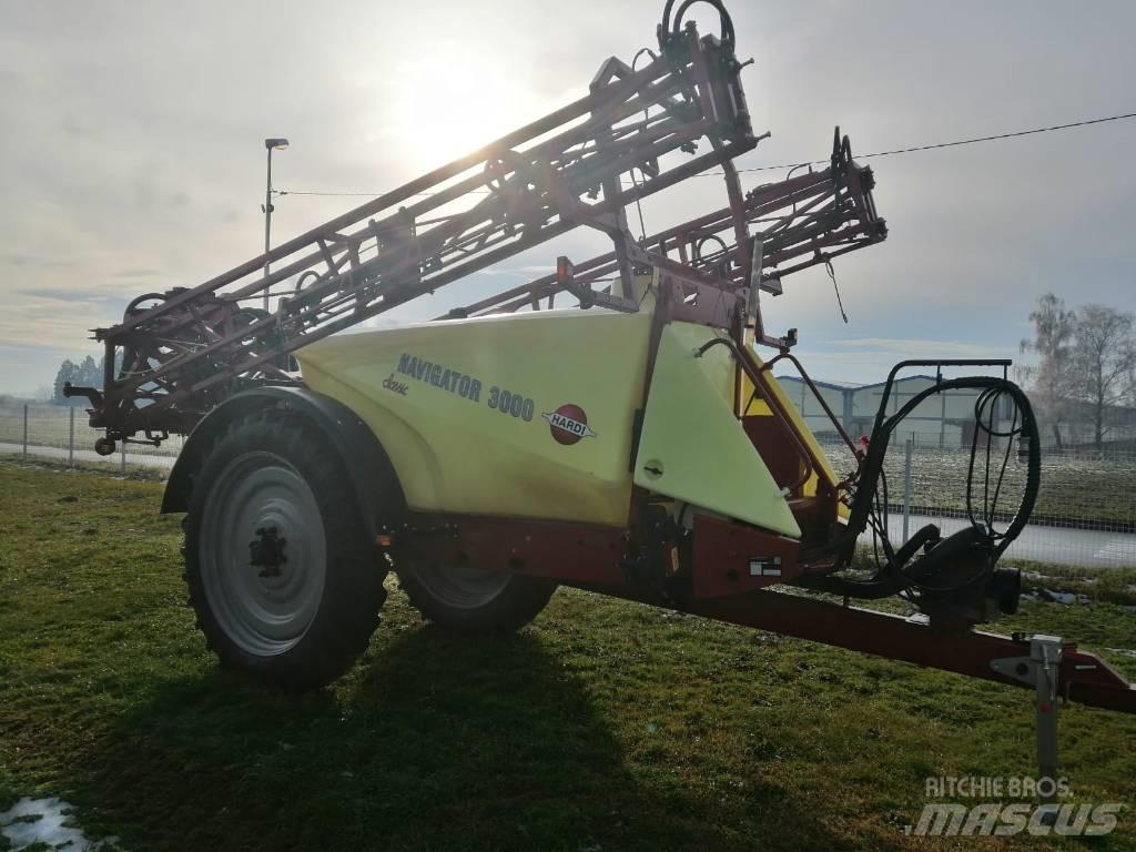 Hardi Navigator 3000 牵引式喷雾机