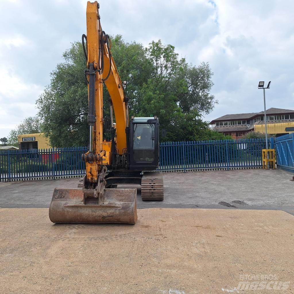 JCB JS 131 LC 履带挖掘机