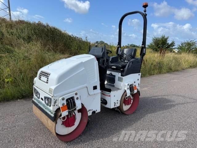 Bomag BW90 AD-5, Vält 双轮压路机