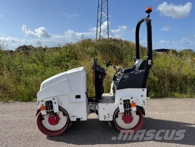 Bomag BW90 AD-5, Vält 双轮压路机
