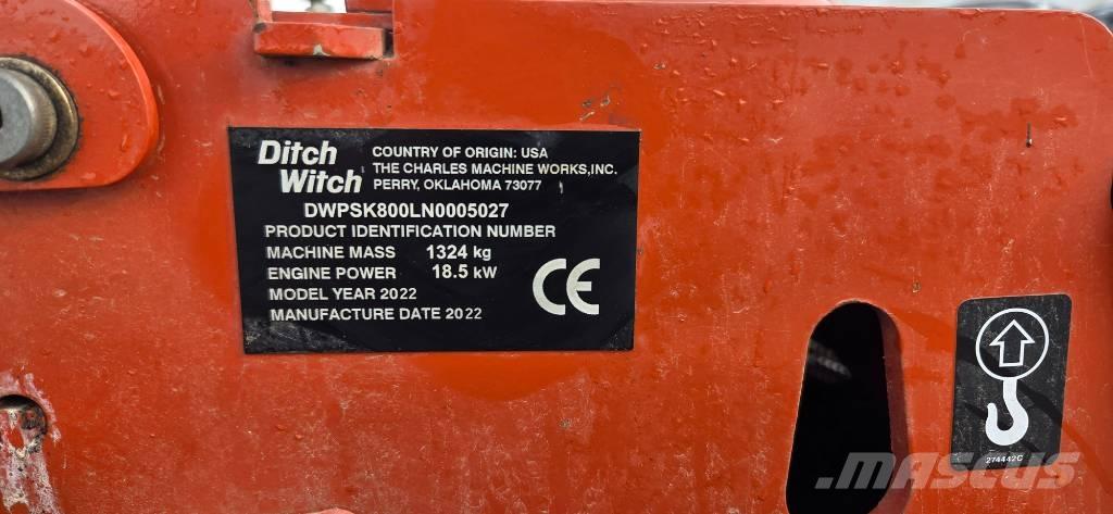 Ditch Witch SK 800 小型装载机