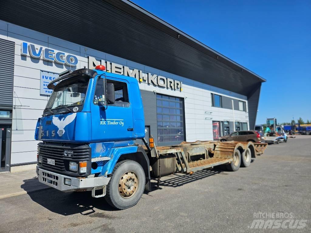 Sisu SM 320 林业运输车