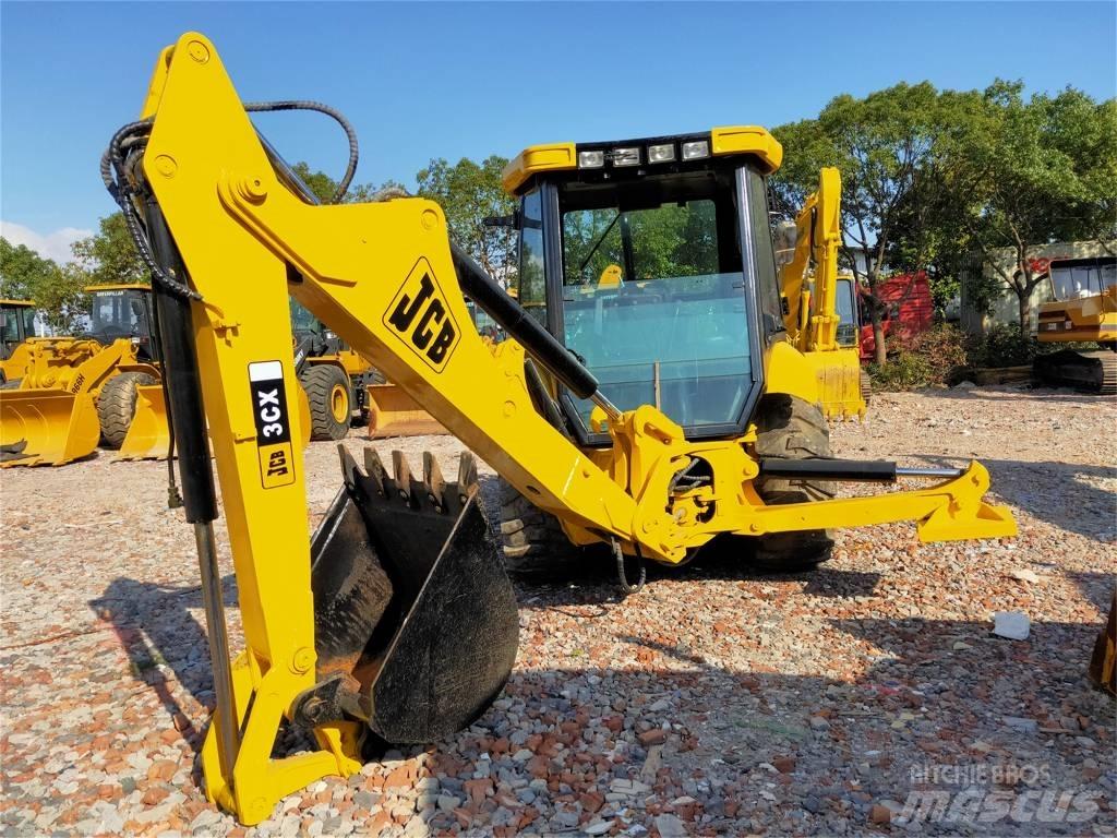 JCB 3 CX 反铲装载机