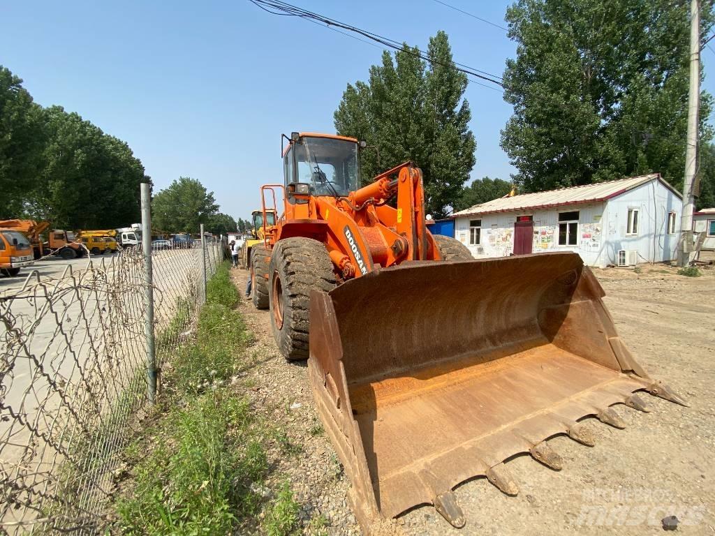 Doosan DL 503 反铲装载机