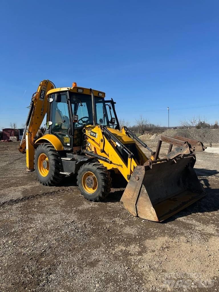 JCB 3 CX 反铲装载机