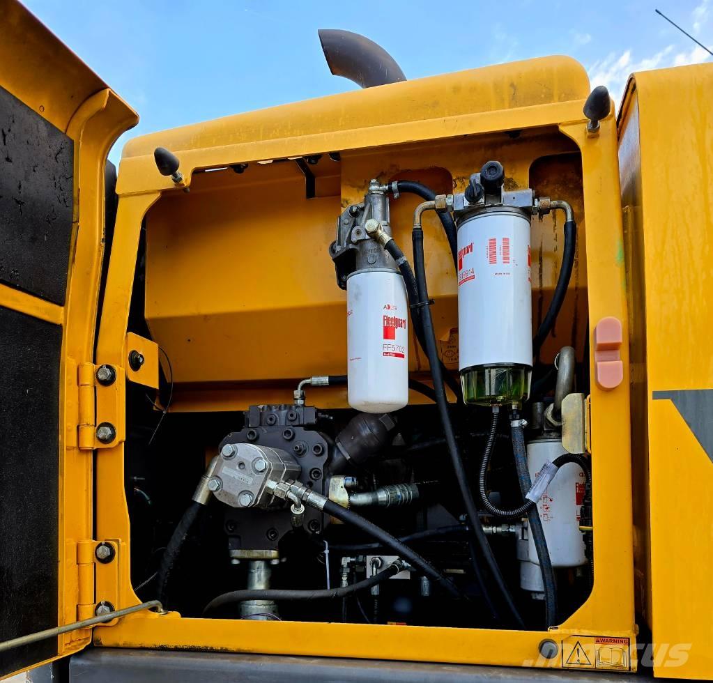 Volvo EW 140 C 轮式挖掘机