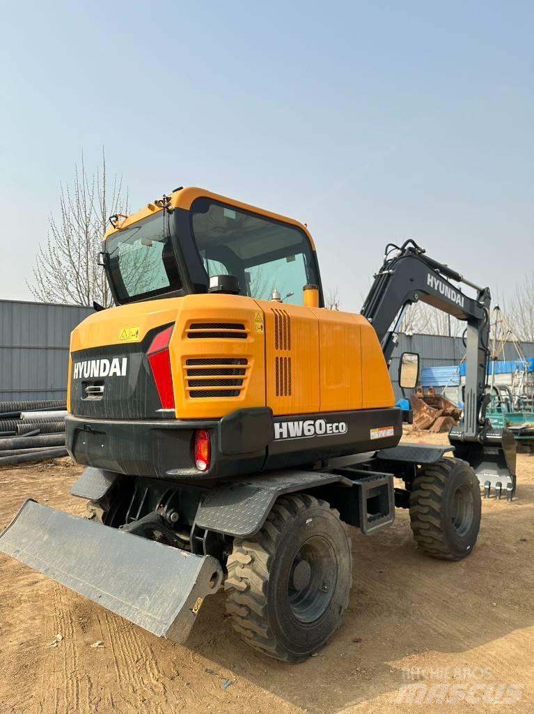 Hyundai HW 60 Eco 小型挖掘机