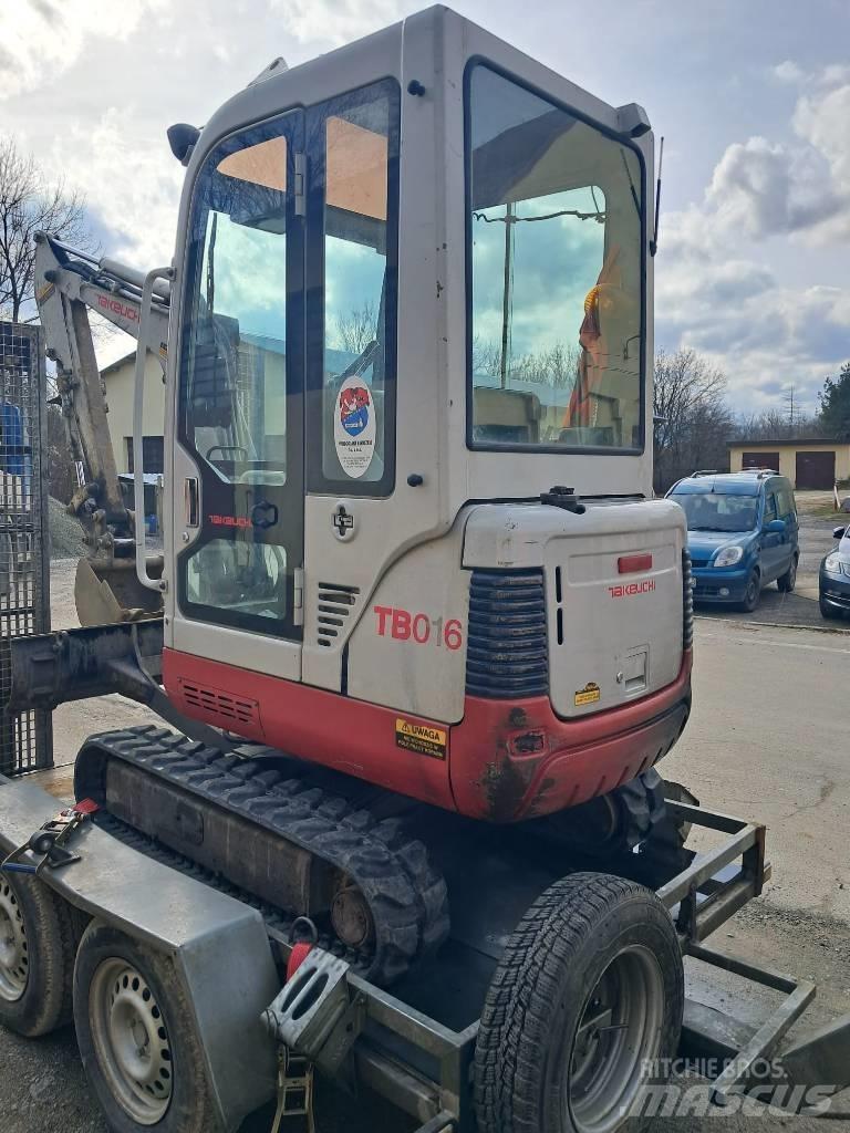 Takeuchi TB016 小型挖掘机