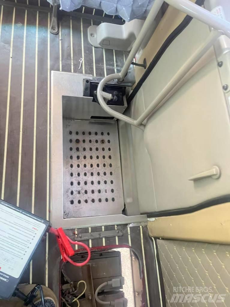 Toyota Coaster 公路客运汽车