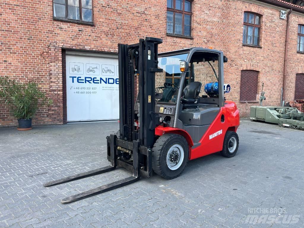 Manitou MI 40 G 天然气叉车