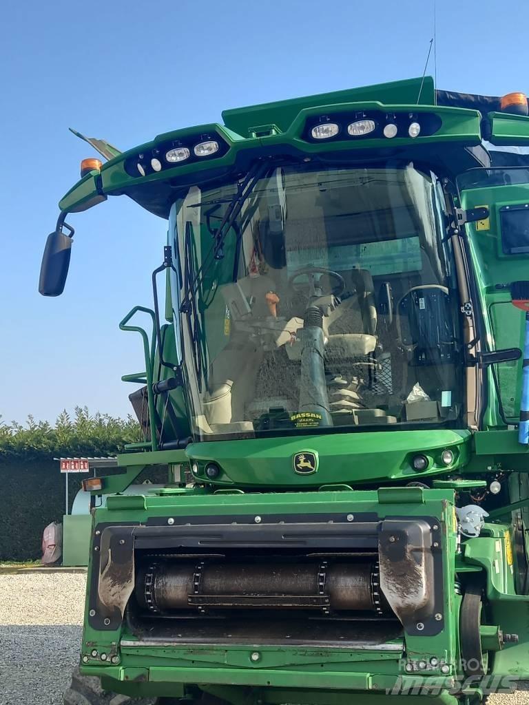 John Deere S 780i 联合收割机